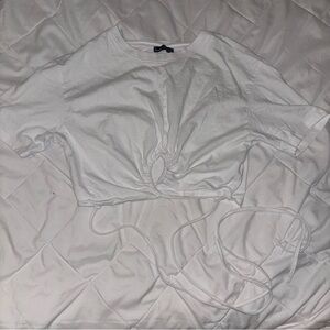 White crop top t shirt